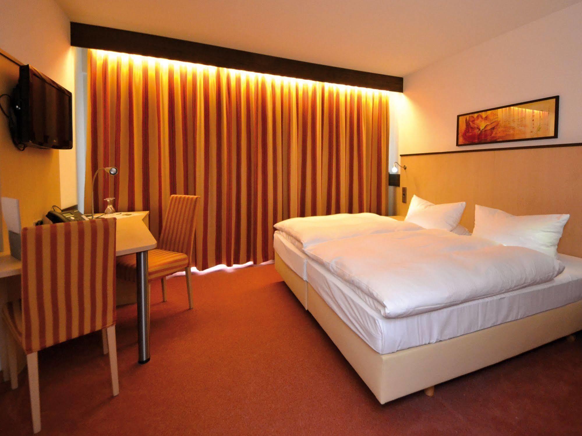 Seligweiler Hotel & Restaurant Elchingen Dış mekan fotoğraf